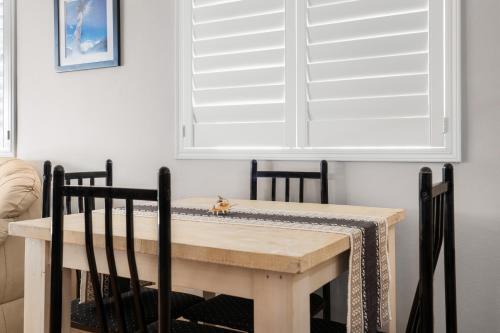 Lovely Apartment With Bbq Deck And Yard Near Beach