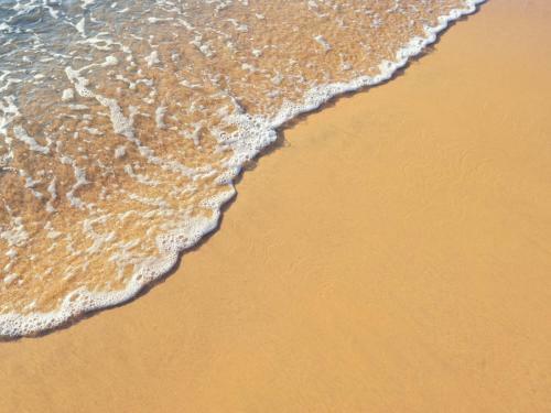 White Caps Unit 3 - 400 Metres To Kirra Beach