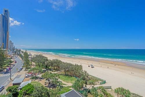 Aparthotel One The Esplanade Apartments On Surfers Paradise
