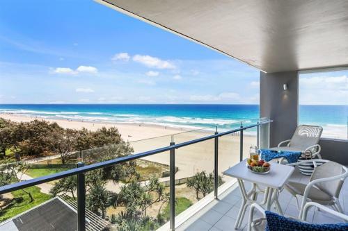 Aparthotel One The Esplanade Apartments On Surfers Paradise