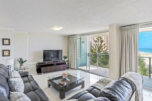 Aparthotel One The Esplanade Apartments On Surfers Paradise