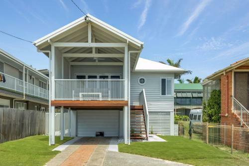 Rigi On Currumbin Beach