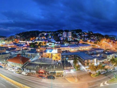 Burleigh Beach 2 Bedroom Apartment