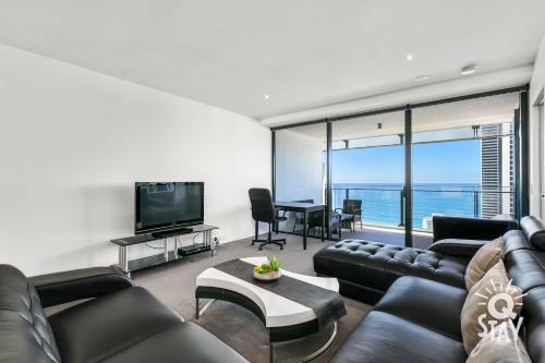 Apartamento Circle On Cavill ? 1 Bedroom + Study Ocean - 7 Night Special!