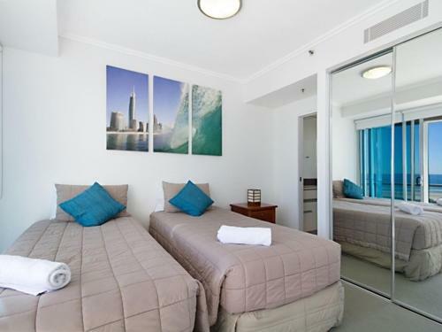 Reflections Tower 2 Unit 304 - Beachfront, Views, And A Great Location Wi-fi Included