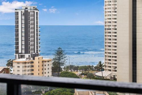 Roomy Apartment With Balcony, Parking, Ocean Views