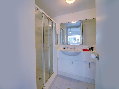 2br Aloha Lane Main Beach Apartment