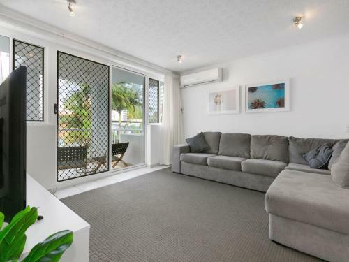 Bay Apartments Unit 23