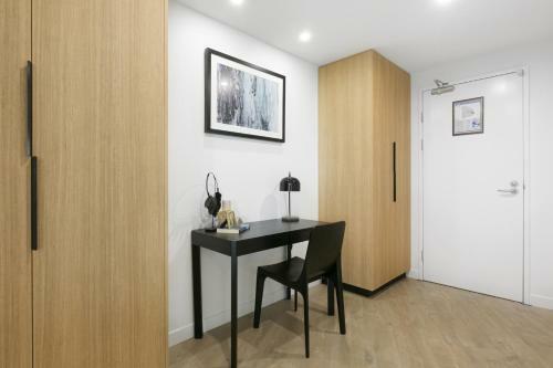 3 Bedroom Wow Factor Executive Apartment - Wings Resort Surfers Paradise