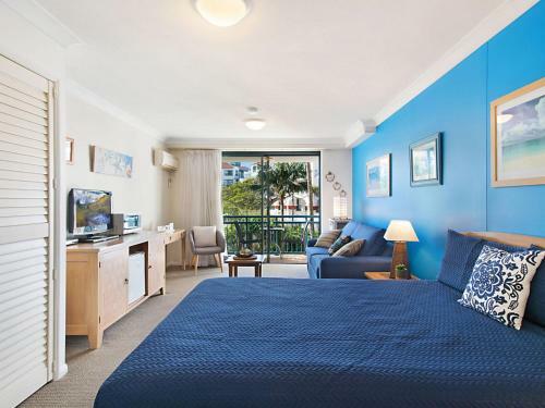 Hotel Calypso Plaza Resort Unit 215 Beachfront Studio Apartment