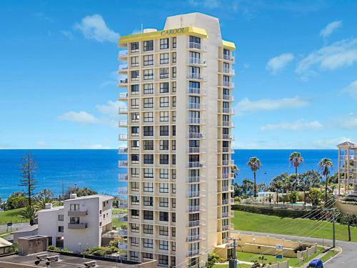 Carool Unit 25 - 10th Floor With Great Views From This 3 Bedroom Unit