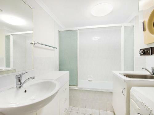 Ocean View Terrace Unit 3 - Central Coolangatta