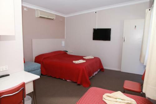 Hillview Motel