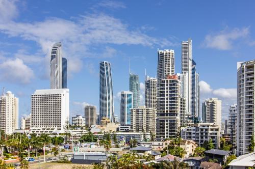 Apartamento Luxe Beach Holiday Unit With Parking, Pool And Gym