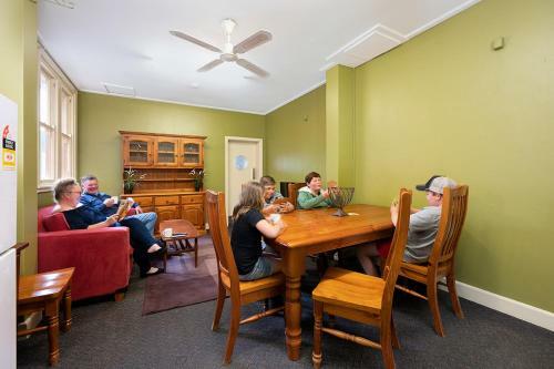 Hotel Commercial Travellers House