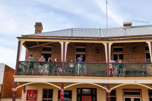 Hotel Commercial Travellers House