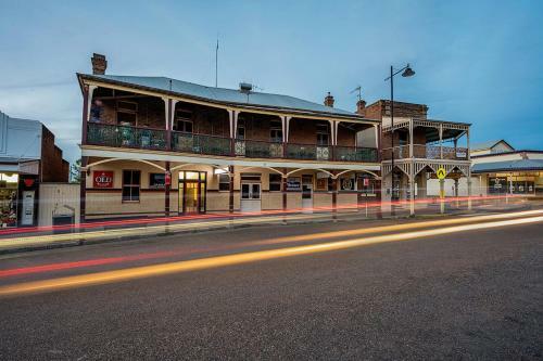 Hotel Commercial Travellers House