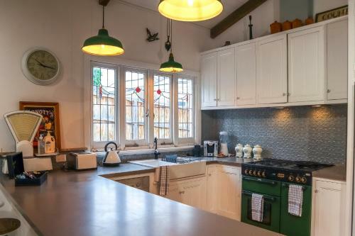Vintage Charm On St Leonards