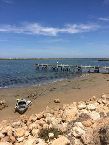 Apartamento Island Waterfront Getaway - Wifi