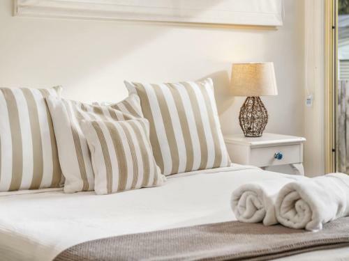 Tapalla Point At Huskisson 4pm Check Out Sundays