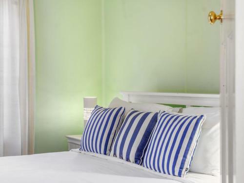 Tapalla Point At Huskisson 4pm Check Out Sundays