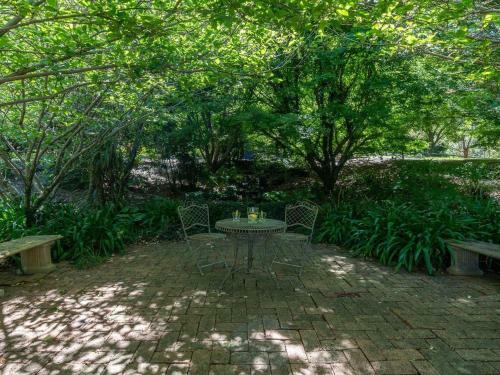 Jaspers Brush - Tranquil Gardens & Stunning Views