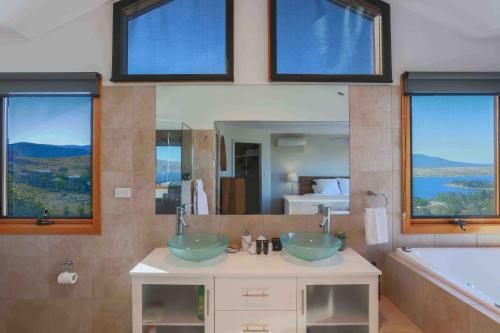 Snowy Mountains Townhouse