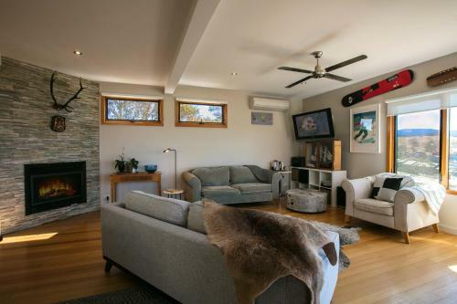 Snowy Mountains Townhouse