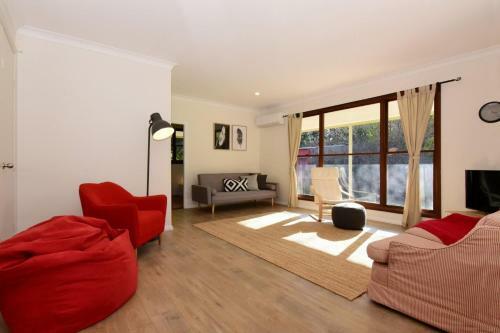 The Ambers - Comfortable Family Getaway!