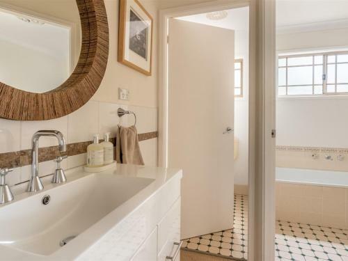 Bombo Blue - Pet Friendly Townhouse