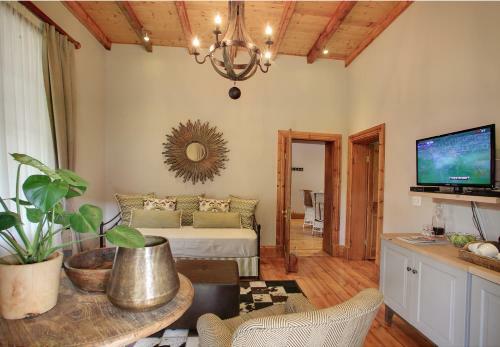 Lodge Botlierskop Private Game Reserve