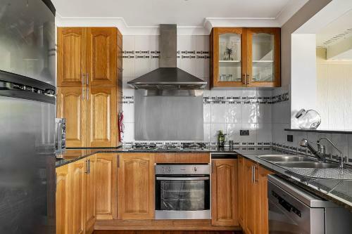 Relaxed Holiday House At Kiama