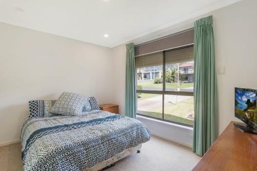 Kianga Parade Beach House