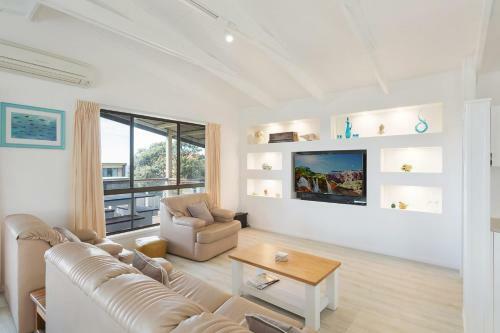 Kianga Parade Beach House