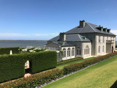 Hostal Campbell Point House