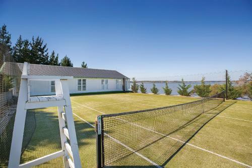 Hostal Campbell Point House