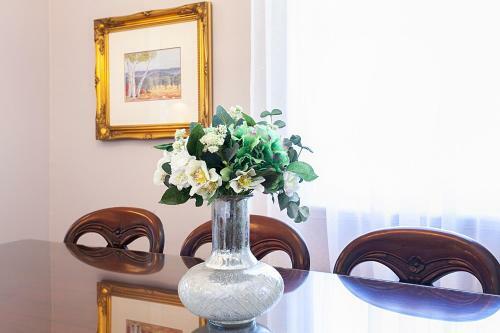 Culgoa Beautifully Refurbished 1896 Heritage House