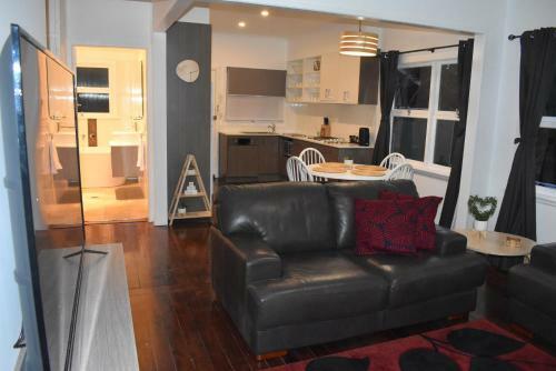 New Winston Cottage Leura Views & Location