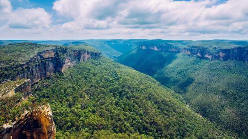 Mountain Home Leura - Perfect Weekend Escape