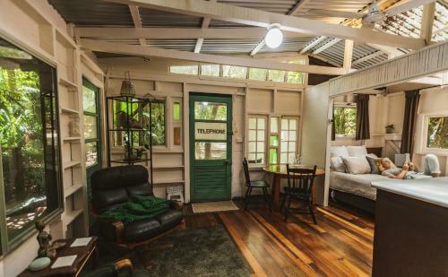 Lodge Cassowary House