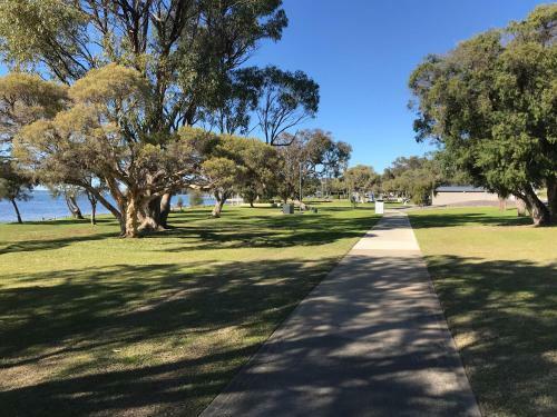 Estuary Cottage, Mandurah, Dawesville