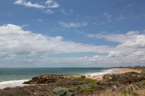 La Cabana - Mandurah Beach House