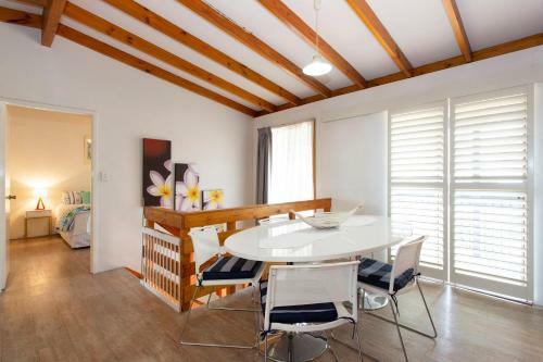La Cabana - Mandurah Beach House