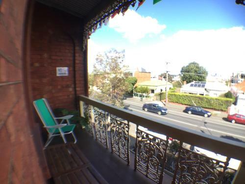 Albergue Landing Pads Brunswick