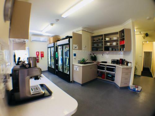 Albergue Landing Pads Brunswick