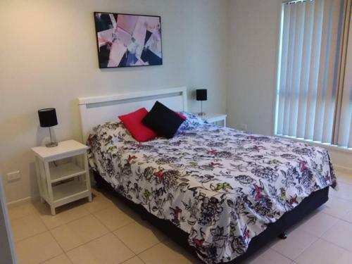 Waratah And Wattle Apartments