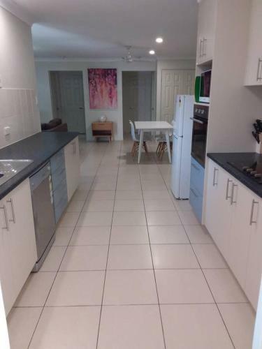 Waratah And Wattle Apartments