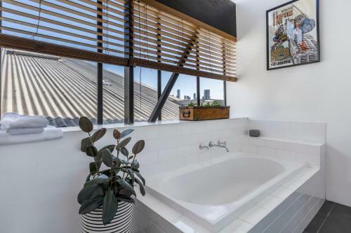 Apartamento Staycentral - Fitzroy Converted Warehouse Penthouse
