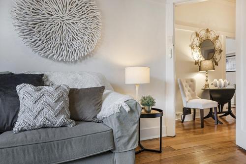 Apartamento Cute? ?3-bed? ?unit? ?with? ?balcony? ?5? ?min? ?from? ?beach?