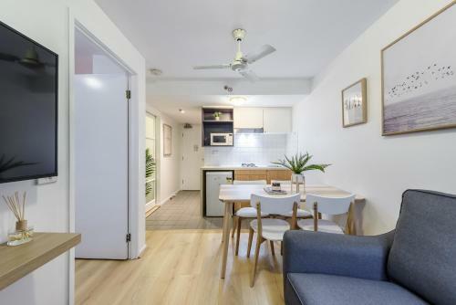 Wow Apartment On Flinders